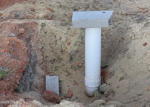 $195,000 | 13626 Bailey Cemetery Road, Clarksville, FL 32430