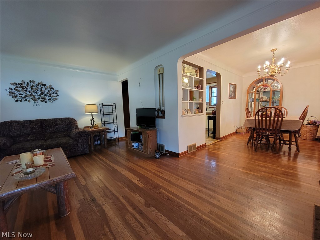 3908 Snow Road Cleveland, OH 44134 - Photo 19 of 29