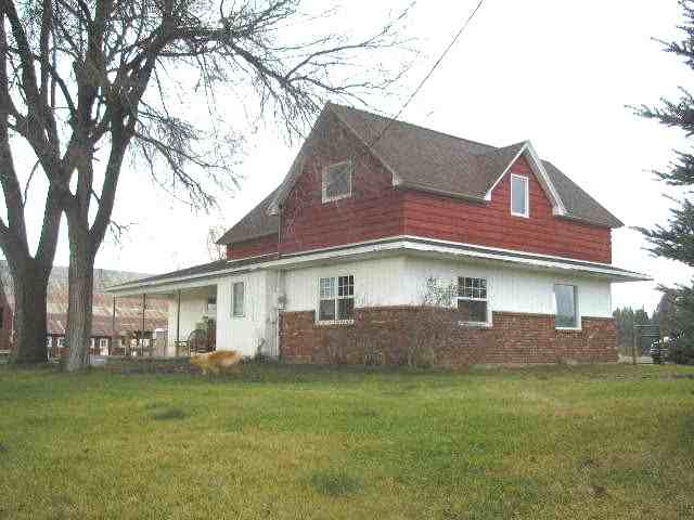 28319 North Monroe Road Deer Park, WA 99006 - Photo 2 of 9 Gallery Image 2