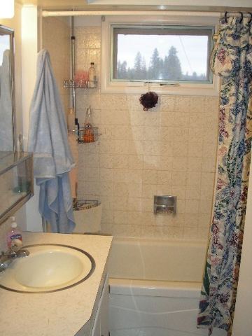 28319 North Monroe Road Deer Park, WA 99006 - Photo 8 of 9 Gallery Image 8