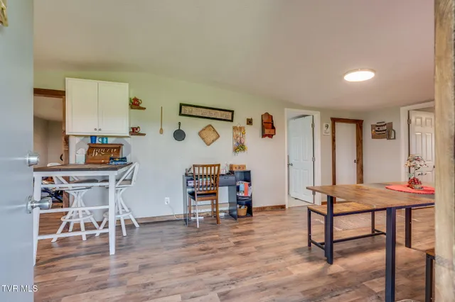 $200,000 | 100 Democrat Road, Mohawk, TN 37810