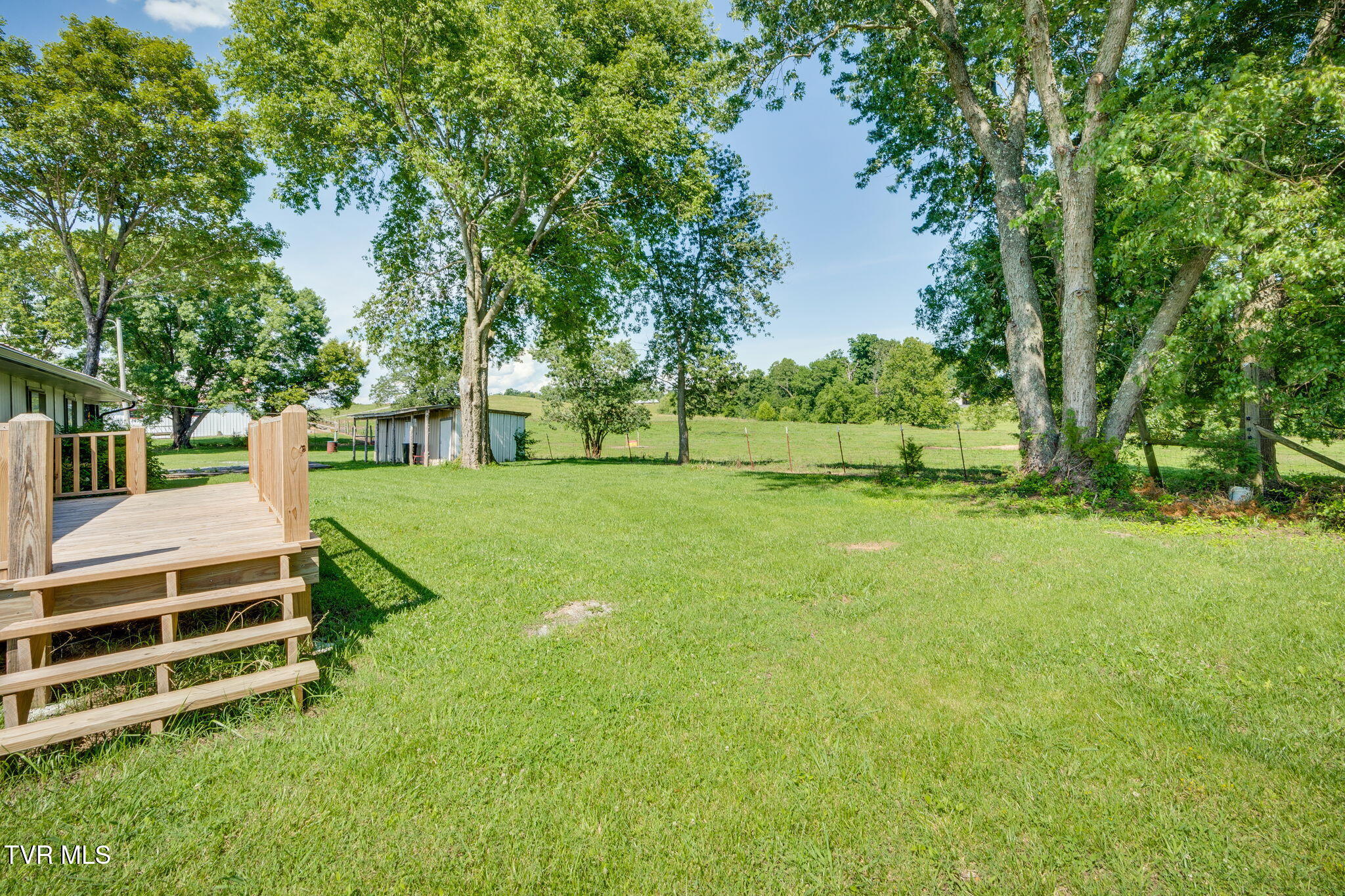 100 Democrat Road Mohawk, TN 37810 - Photo 6 of 35 034