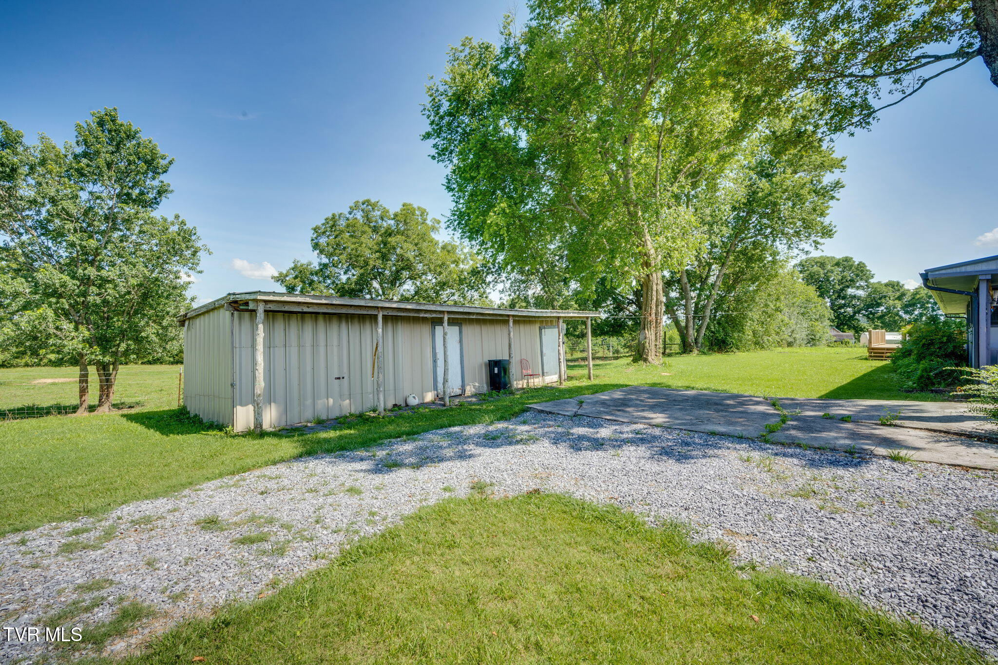 100 Democrat Road Mohawk, TN 37810 - Photo 9 of 35 030