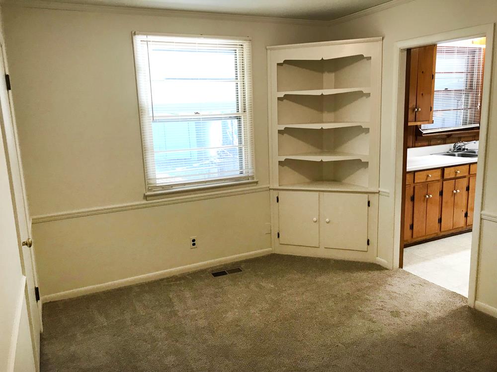 703 Olympia Place Murfreesboro, TN 37130 - Photo 7 of 13 an empty room with cabinet