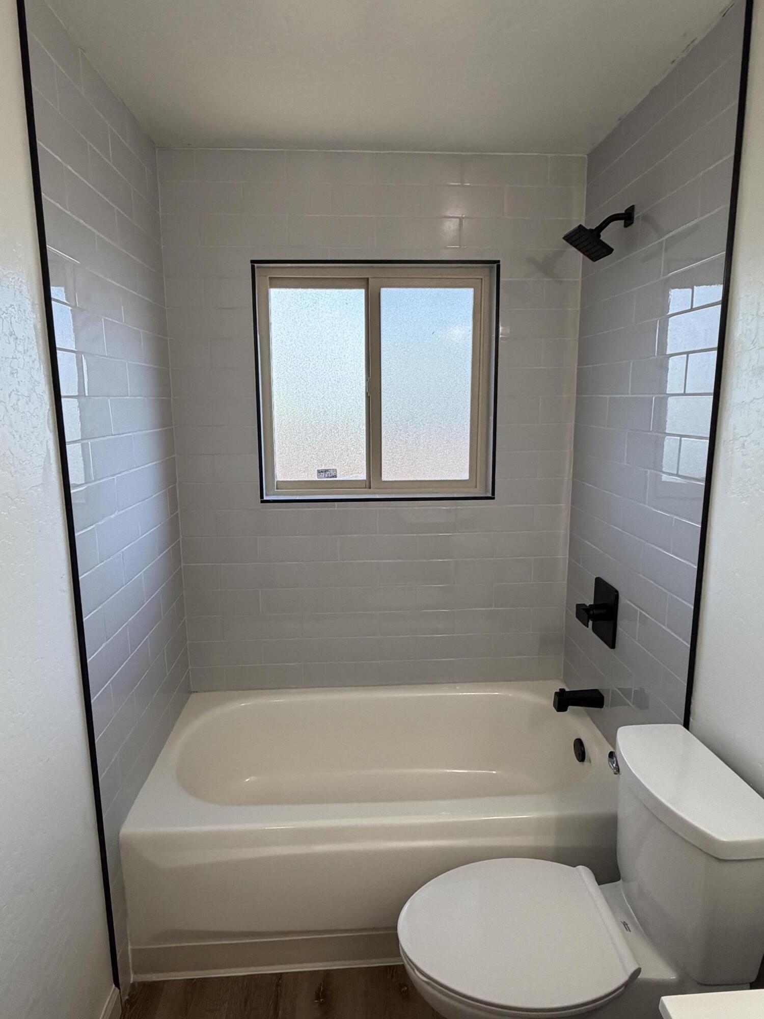 129 Vine Street Lemoore, CA 93245 - Photo 19 of 35