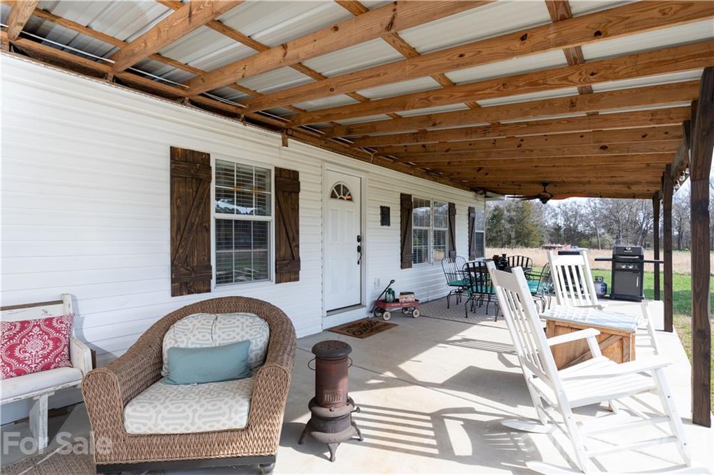 854 West Rambo Road Rock Hill, SC 29730 - Photo 8 of 27 a outdoor living space with furniture