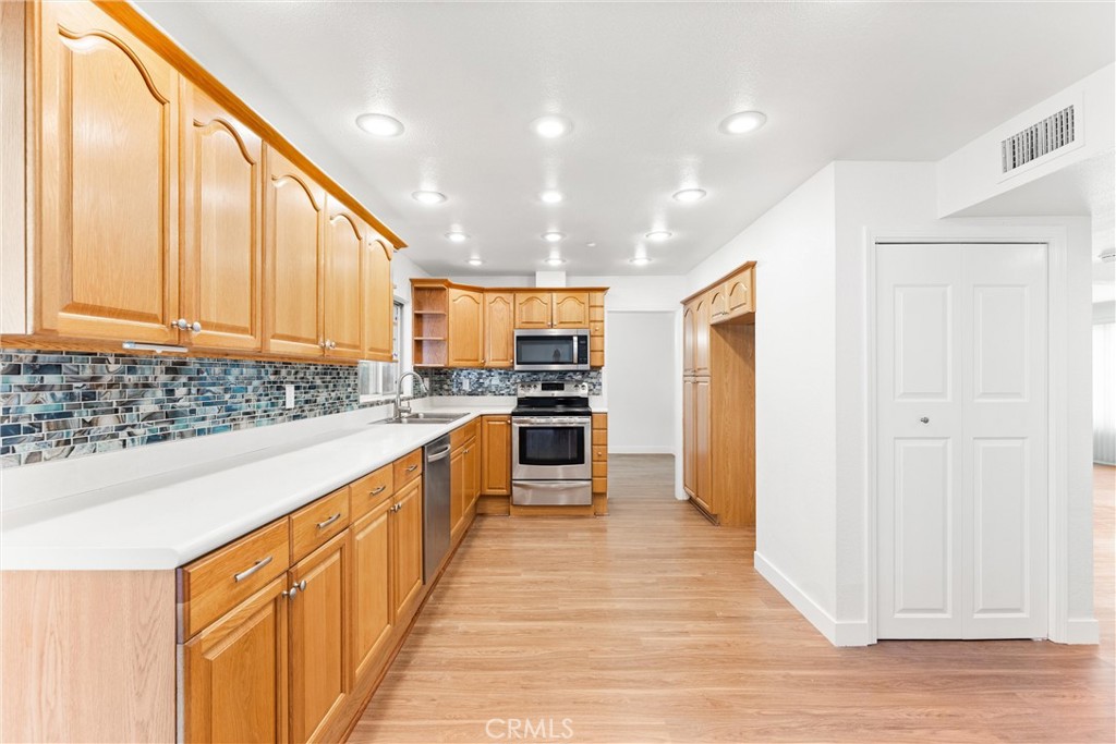 23966 Decorah Road Diamond Bar, CA 91765 - Photo 17 of 52