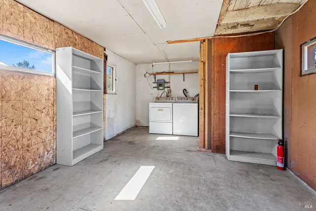 a view of a storage & utility room