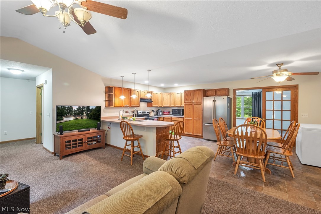962 Sunset Circle Rome, OH 44085 - Photo 10 of 31