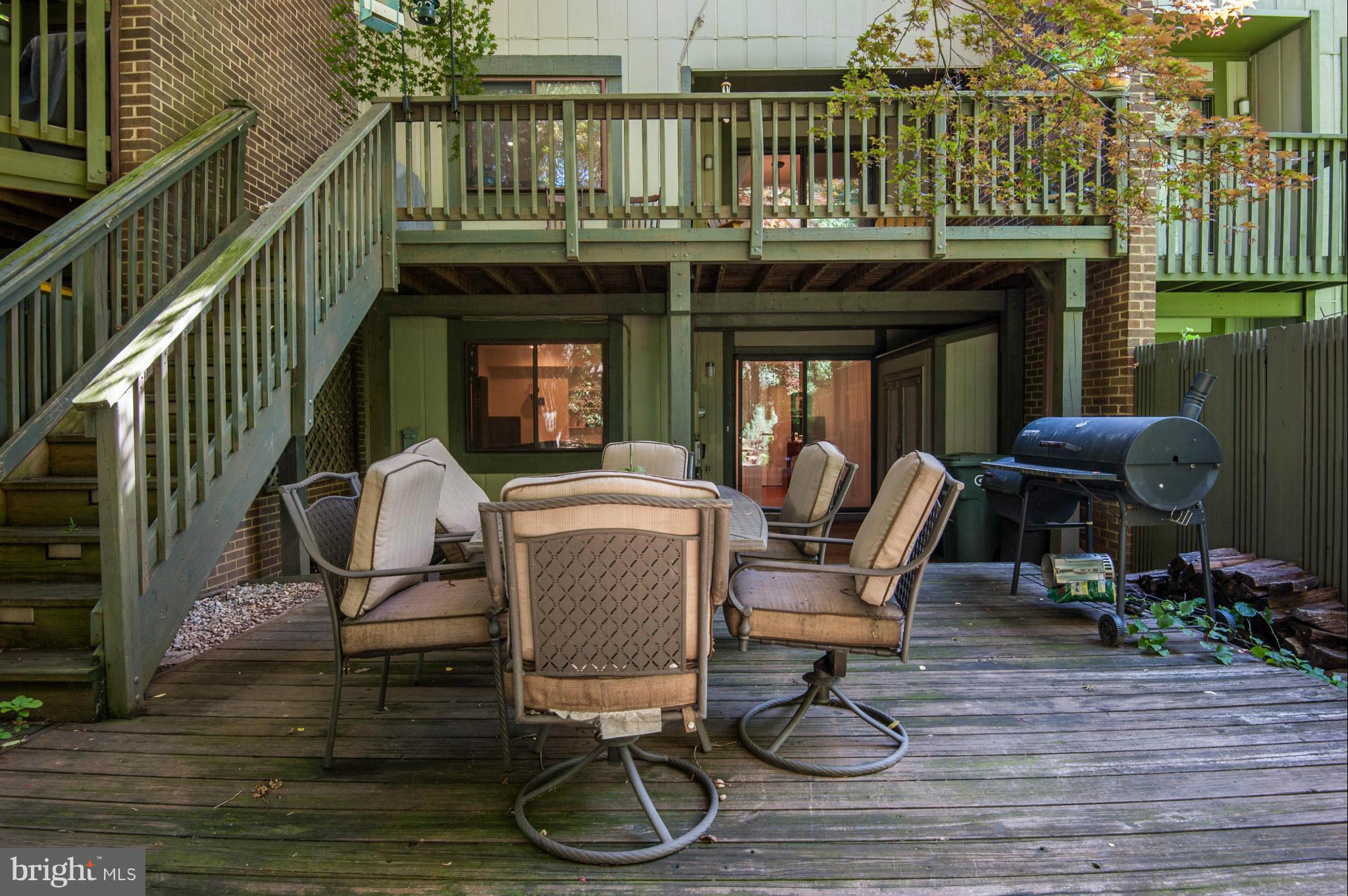 2016 Winged Foot Court Reston, VA 20191 - Photo 1 of 25 Exterior (Rear)