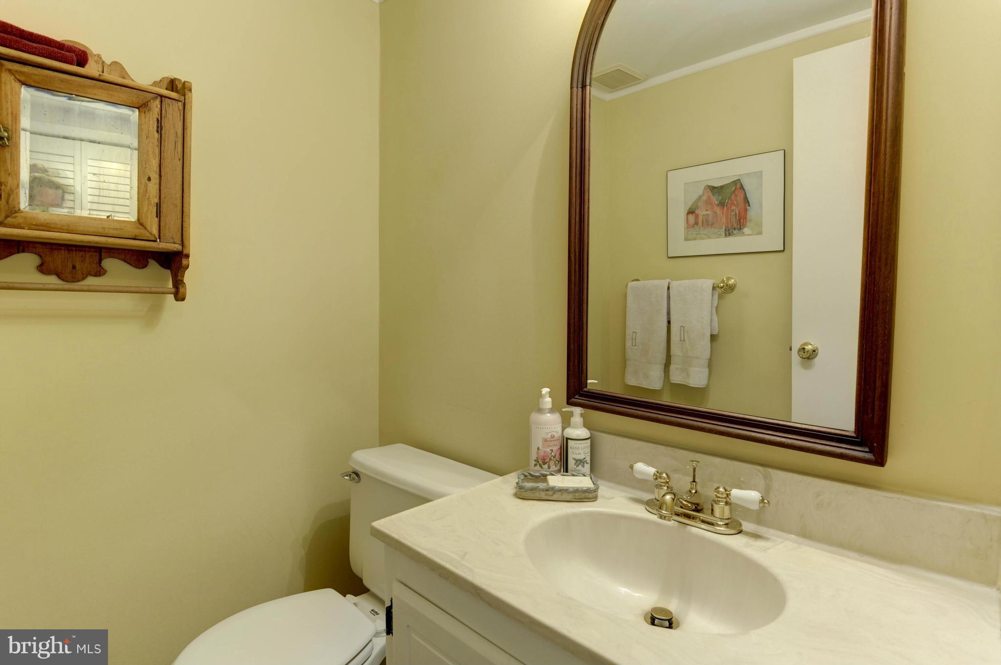 2016 Winged Foot Court Reston, VA 20191 - Photo 19 of 25 Bath