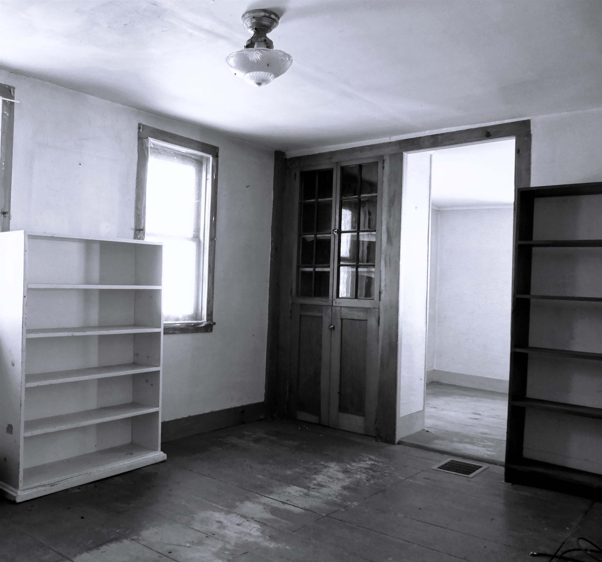 89 Highway 12 Hartland, VT 05048 - Photo 13 of 30