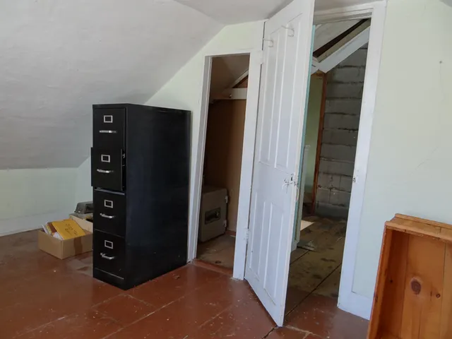 $134,000 | 89 Highway 12, Hartland, VT 05048