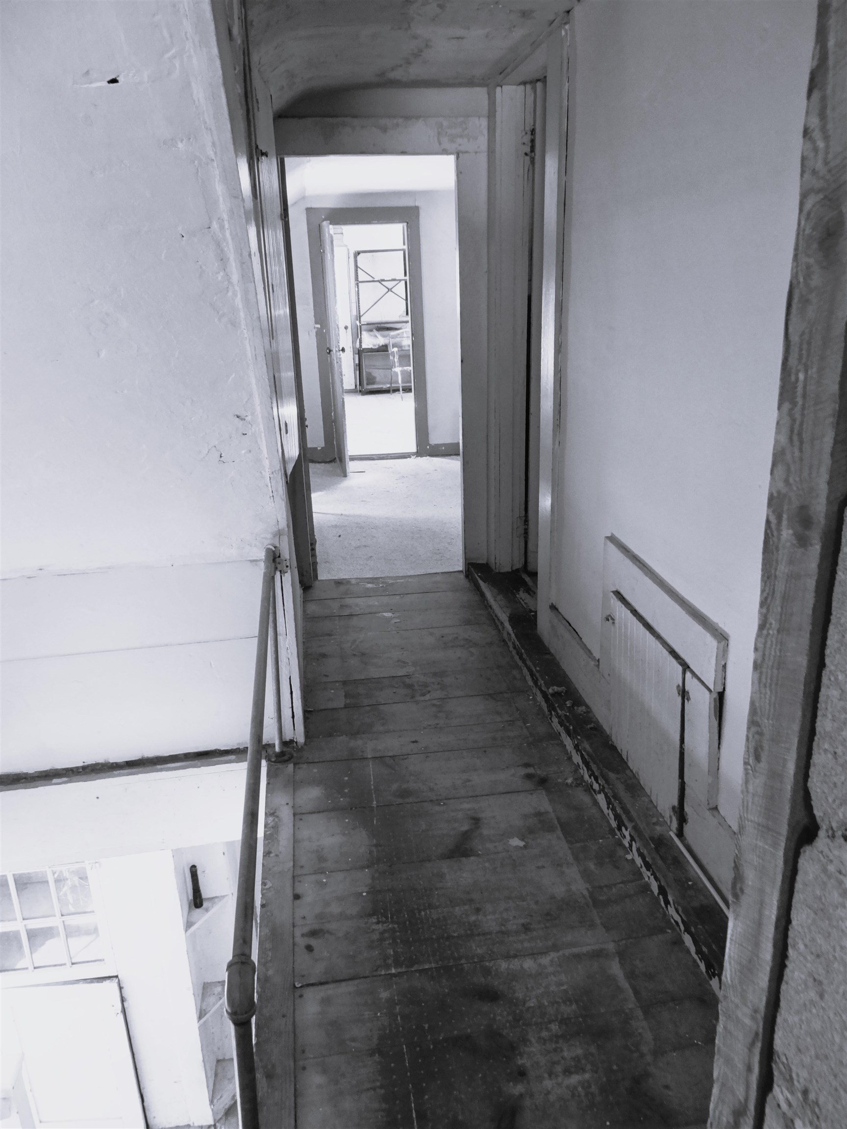 89 Highway 12 Hartland, VT 05048 - Photo 17 of 30