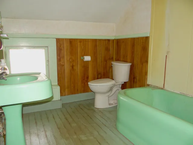 $134,000 | 89 Highway 12, Hartland, VT 05048