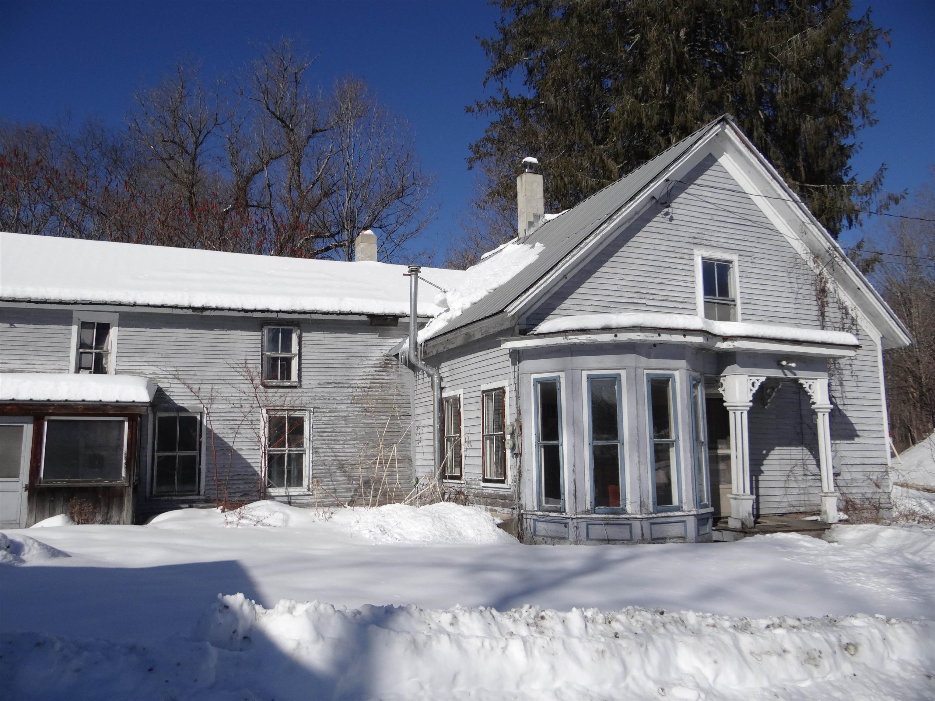 89 Highway 12 Hartland, VT 05048 - Photo 2 of 30