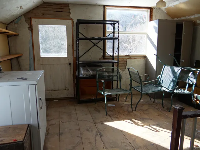 $134,000 | 89 Highway 12, Hartland, VT 05048