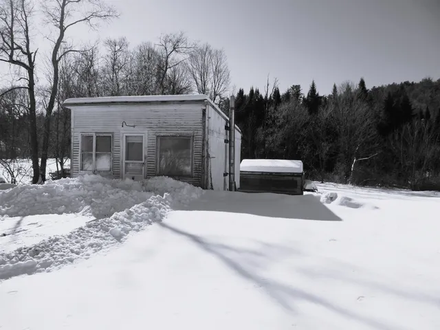 $134,000 | 89 Highway 12, Hartland, VT 05048