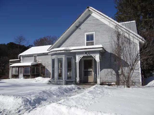 $134,000 | 89 Highway 12, Hartland, VT 05048