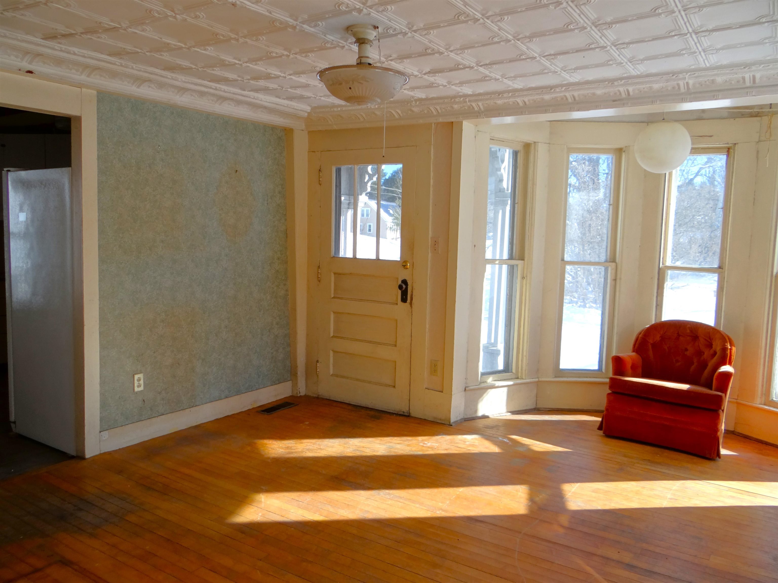 89 Highway 12 Hartland, VT 05048 - Photo 6 of 30