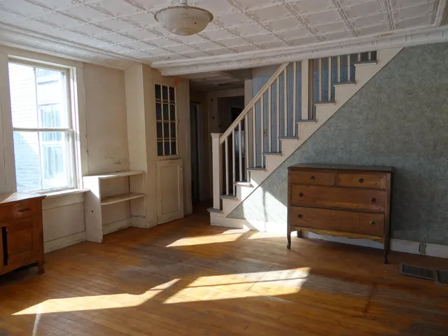 $134,000 | 89 Highway 12, Hartland, VT 05048