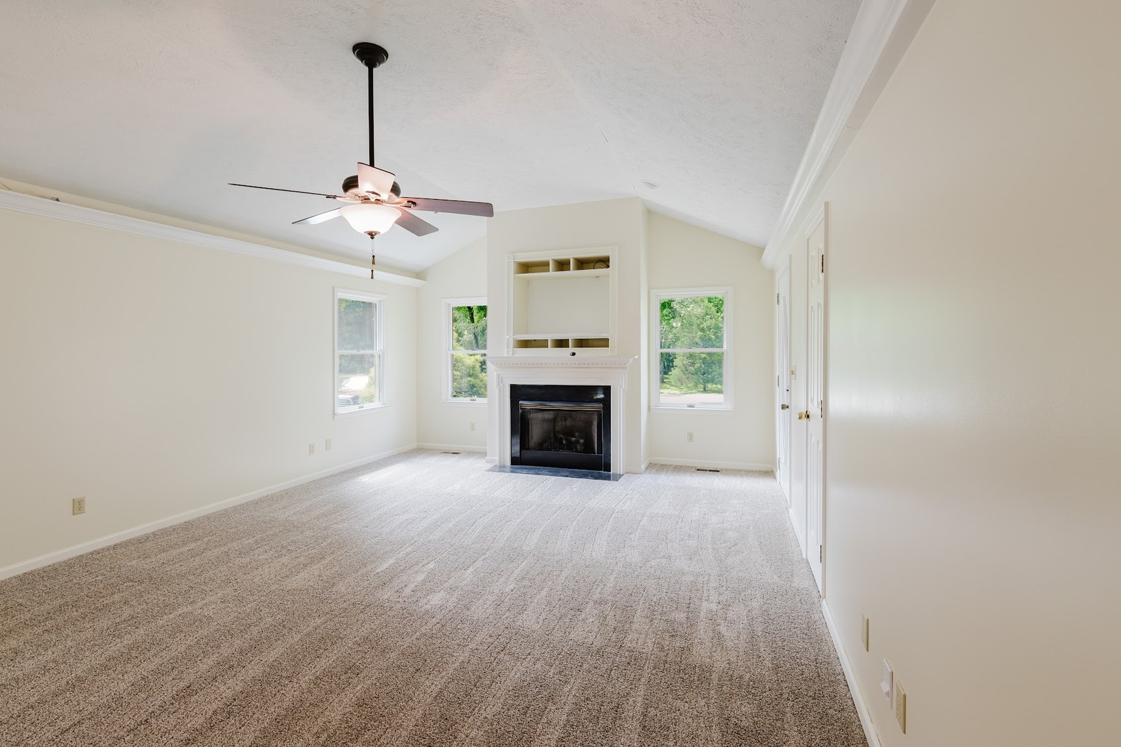 2006 Spring Garden Road Marion, IL 62959 - Photo 8 of 49