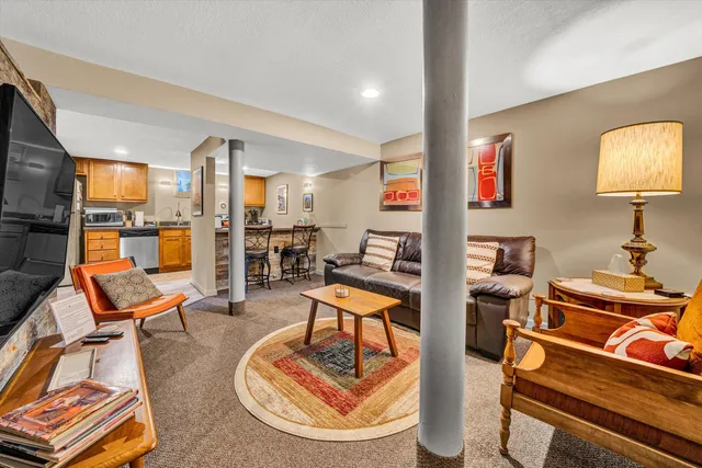 $375,000 | 2907 Huntington Boulevard Northwest, Roanoke, VA 24012