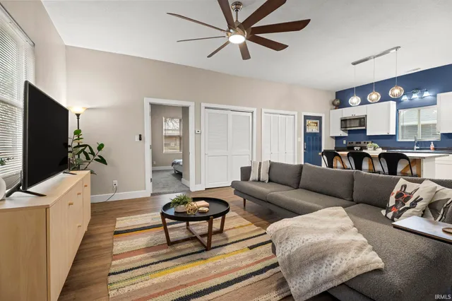 $169,900 | 907 North Main Street, Warren, IN 46792