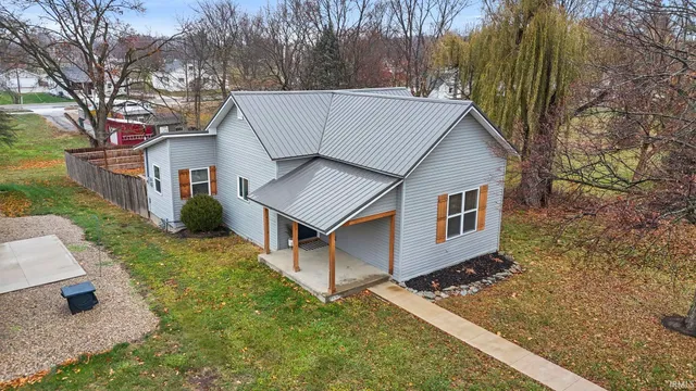 $169,900 | 907 North Main Street, Warren, IN 46792