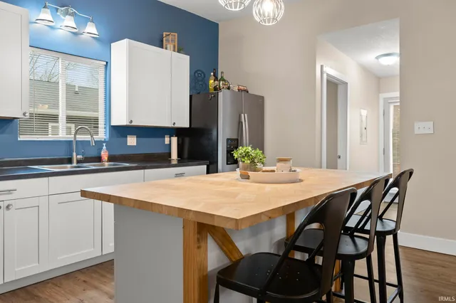 $169,900 | 907 North Main Street, Warren, IN 46792