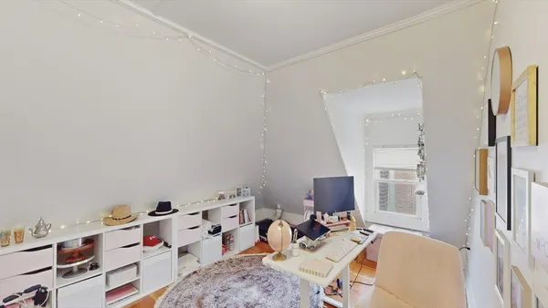 $3,900 | 64 Winslow Avenue, Unit 2, Somerville, MA 02144