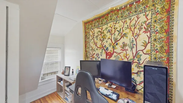 $3,900 | 64 Winslow Avenue, Unit 2, Somerville, MA 02144