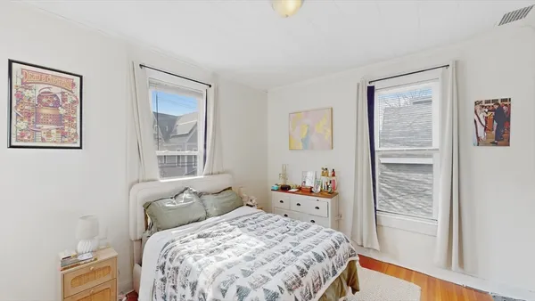 $3,900 | 64 Winslow Avenue, Unit 2, Somerville, MA 02144