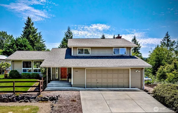 $895,000 | 12009 239th Ave Court East, Buckley, WA 98321