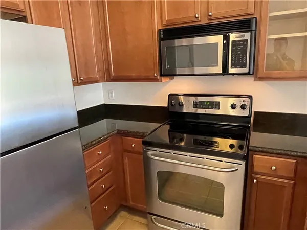 $415,000 | 1965 Las Colinas Circle, Unit 308, Corona, CA 92879