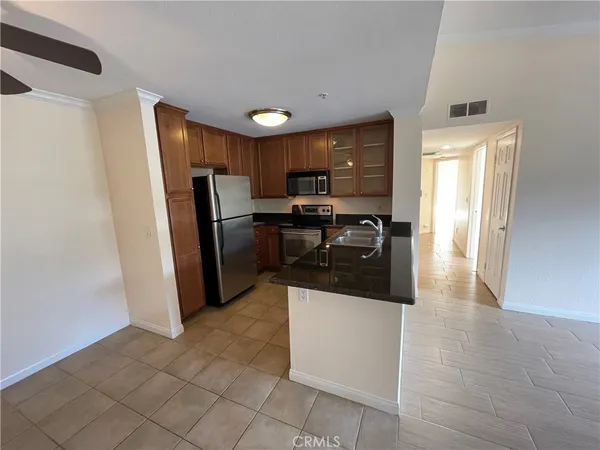 $415,000 | 1965 Las Colinas Circle, Unit 308, Corona, CA 92879