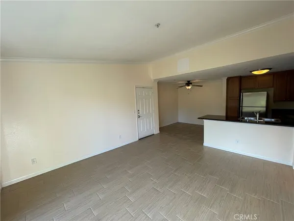 $415,000 | 1965 Las Colinas Circle, Unit 308, Corona, CA 92879