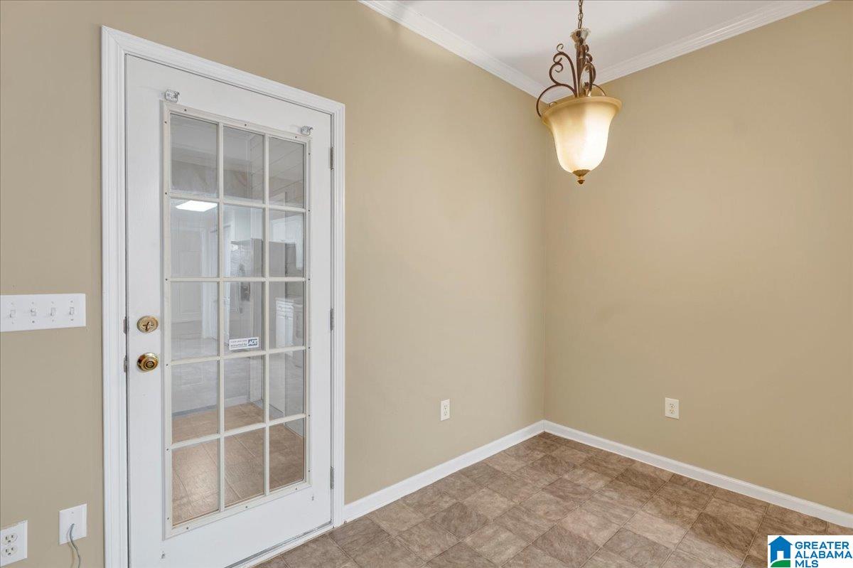 101 Windsor Ridge Drive Pelham, AL 35124 - Photo 8 of 17