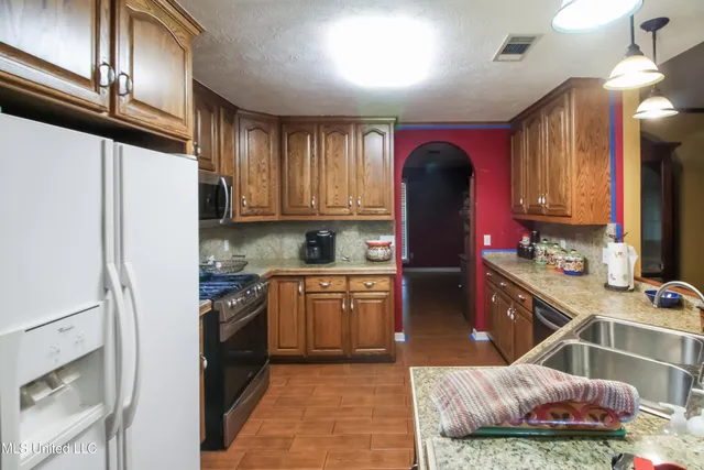 $275,000 | 294 County Road 325, Vaiden, MS 39176