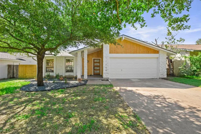 $2,600 | 11209 Amethyst Trail, Austin, TX 78750