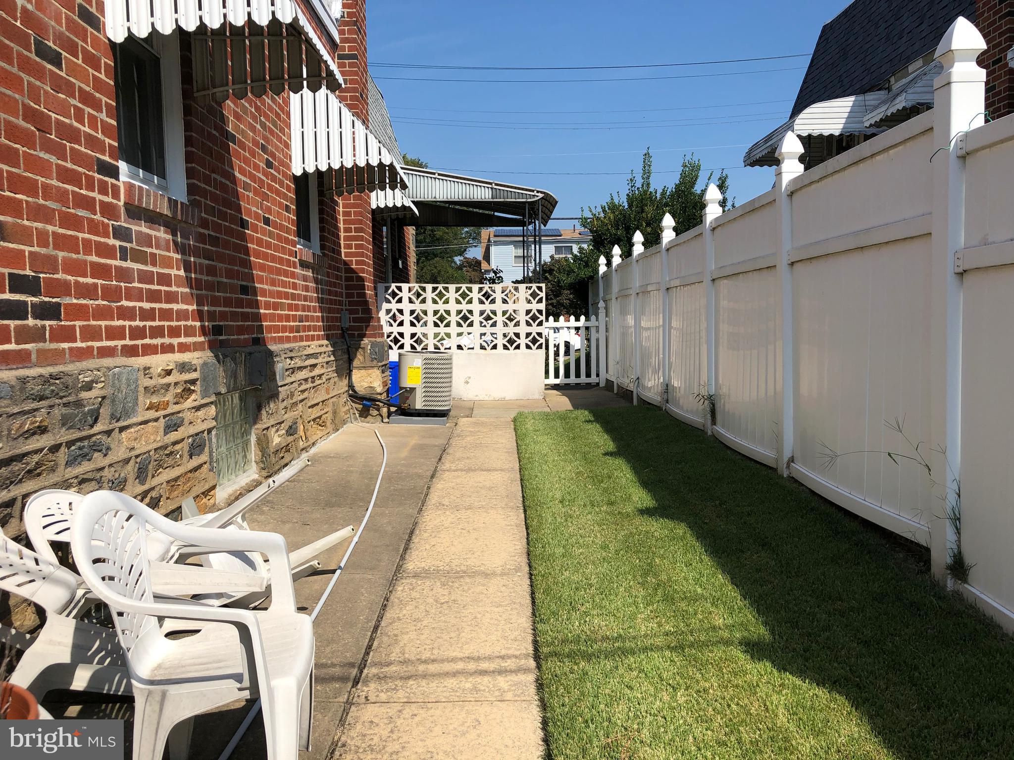 2952 Willits Road Philadelphia, PA 19136 - Photo 42 of 42 Side Yard