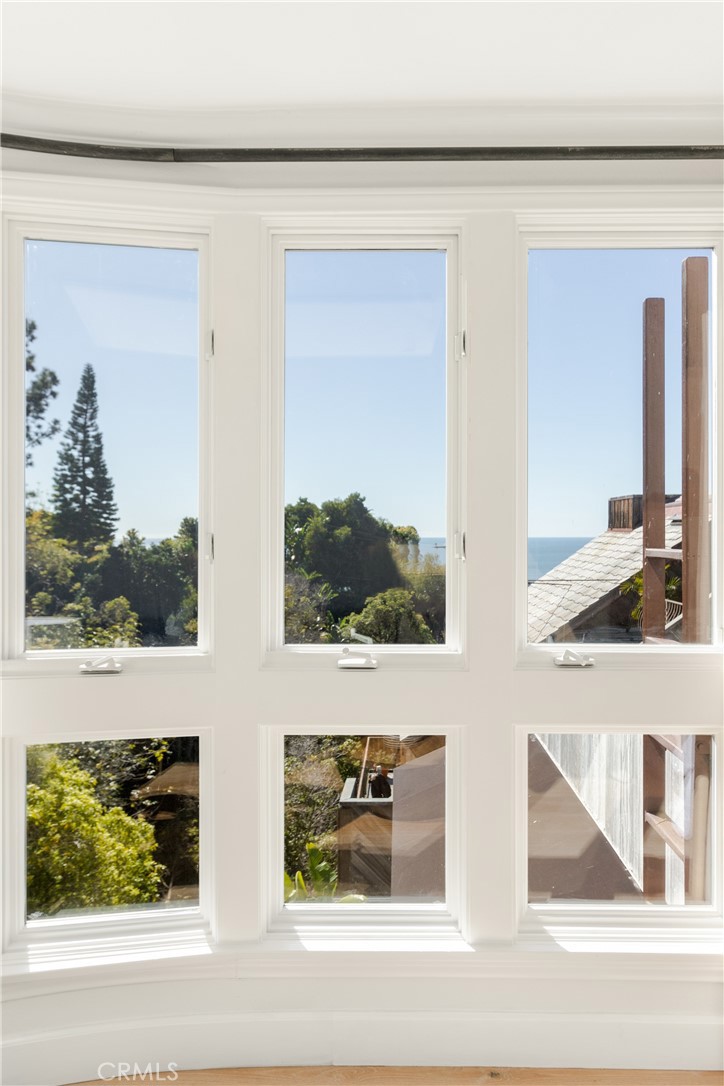 781 Summit Drive Laguna Beach, CA 92651 - Photo 30 of 73 a view of a living room and a window