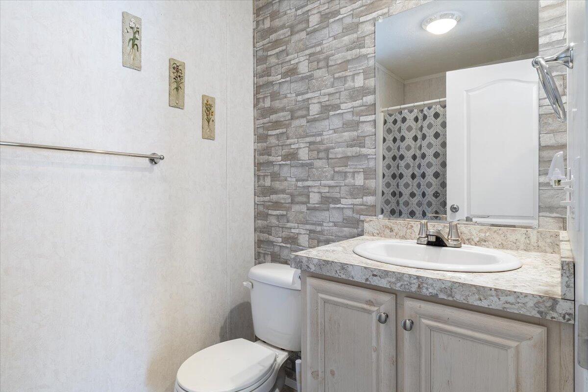 6 Liberty Drive Standish, ME 04084 - Photo 5 of 23 16-6_Liberty_St_16 Bath 1