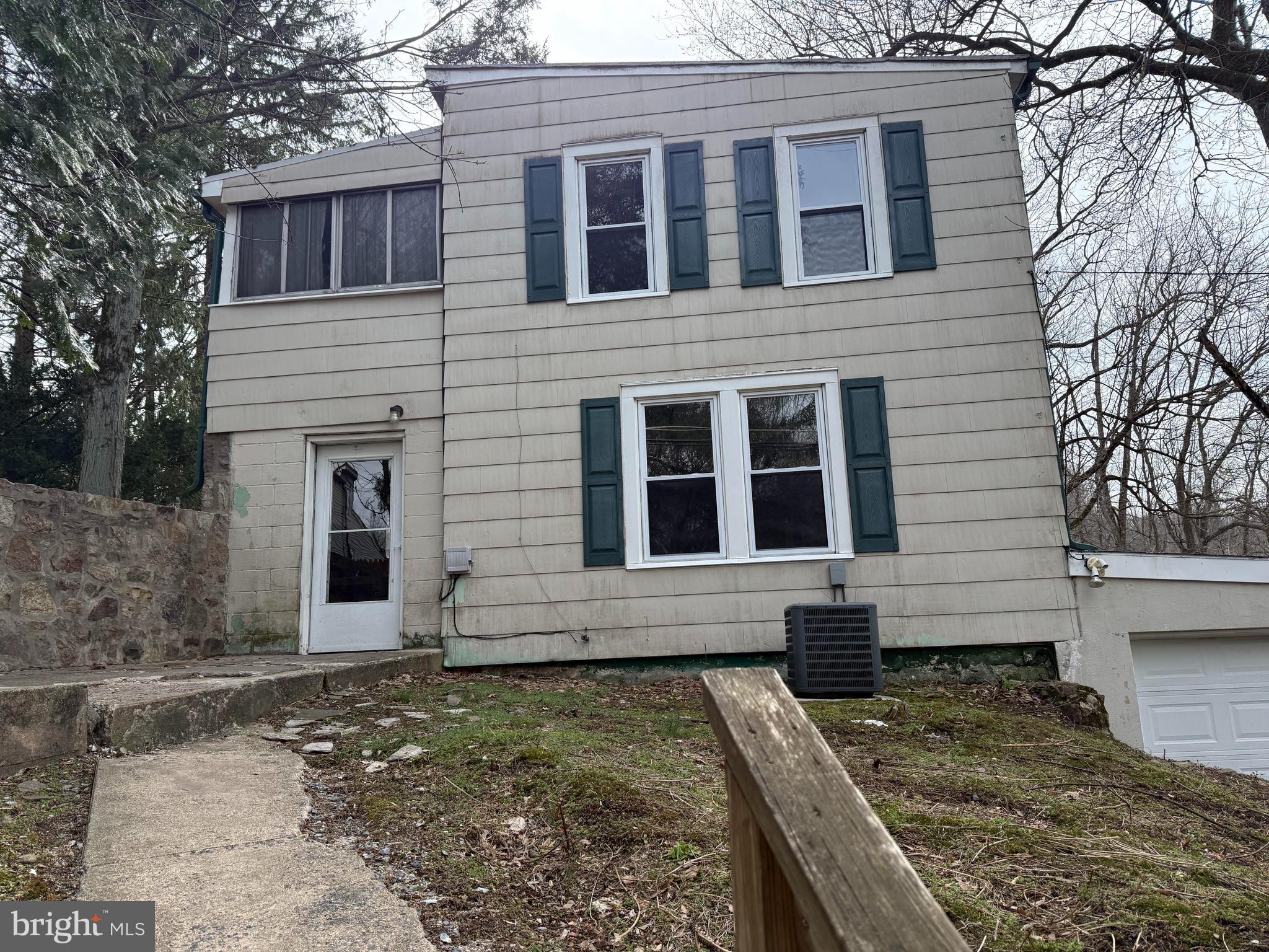 108 Poplar Road Fleetwood, PA 19522 - Photo 2 of 32 Front