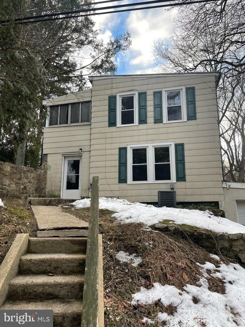 108 Poplar Road Fleetwood, PA 19522 - Photo 2 of 35 Front of House