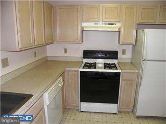 2203 Rabbit Run Road Marlton, NJ 08053 - Photo 5 of 12 Kitchen