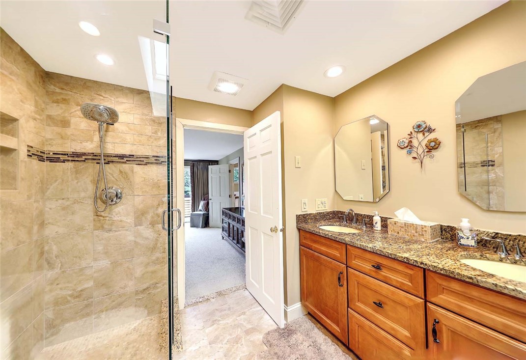 80 Fisher Road, Unit 58 Cumberland, RI 02864 - Photo 23 of 37