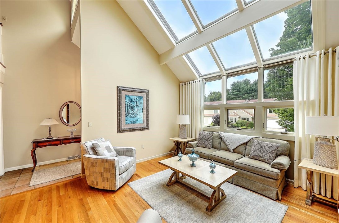 80 Fisher Road, Unit 58 Cumberland, RI 02864 - Photo 4 of 37