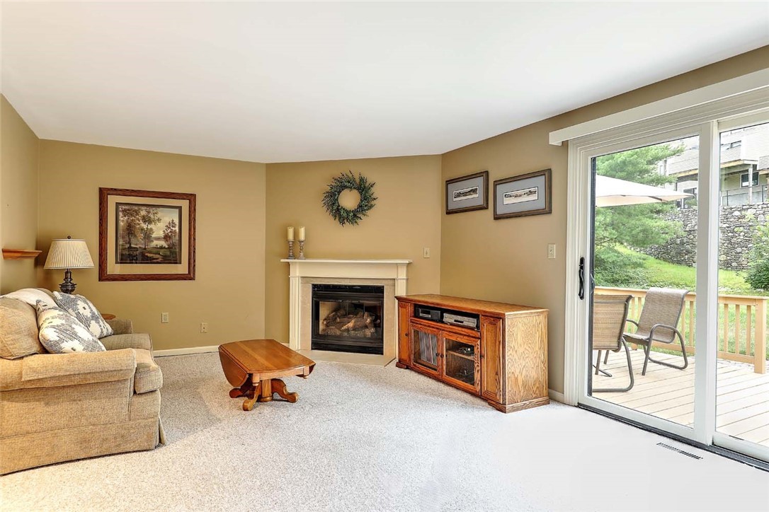 80 Fisher Road, Unit 58 Cumberland, RI 02864 - Photo 8 of 37