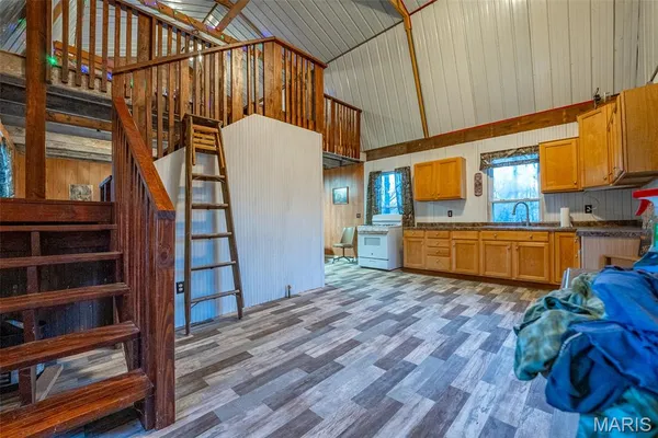 $339,000 | 498 Panama Avenue, Sorento, IL 62086